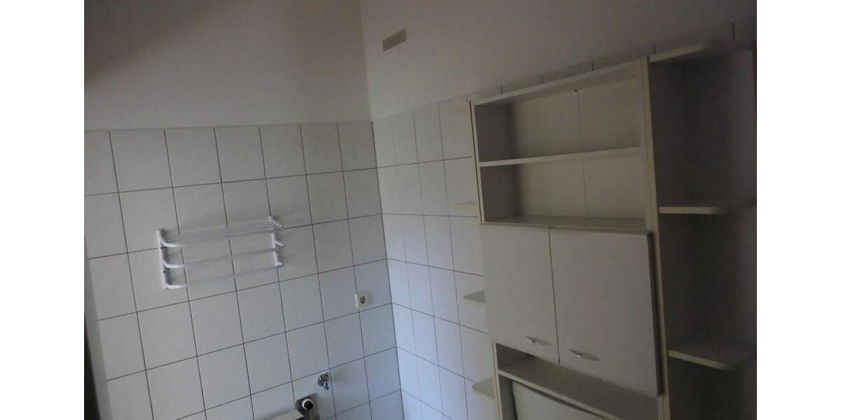 Erdgeschoßwohnung Bad Bibra - 2 Zimmer, 55 m&sup2;, 300&euro; | Angebot:21580075