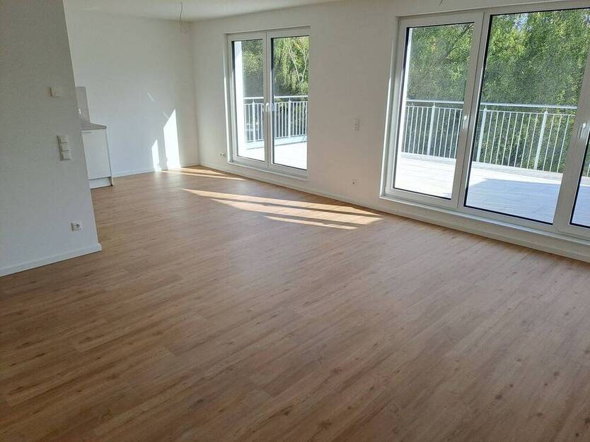 hochwertige 2-Zimmer-NEUBAU-PENTHOUSE-Wohnung (KfW 55) mit Dachterrasse & Fahrstuhl