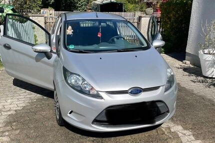 Ford Fiesta 115.000 km 1.800 &euro; Unterföhring 85774