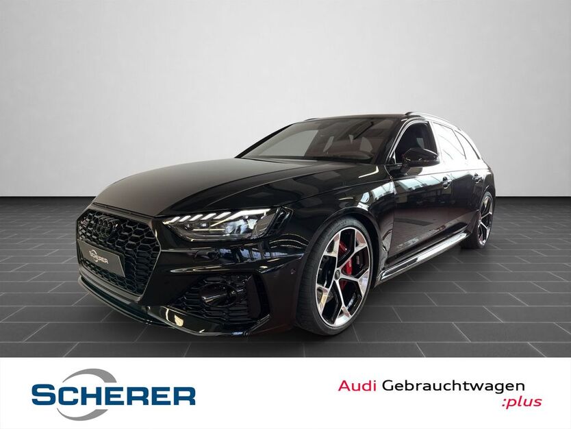 Audi RS4 2.335 km 96.880 € Aschaffenburg 63741
