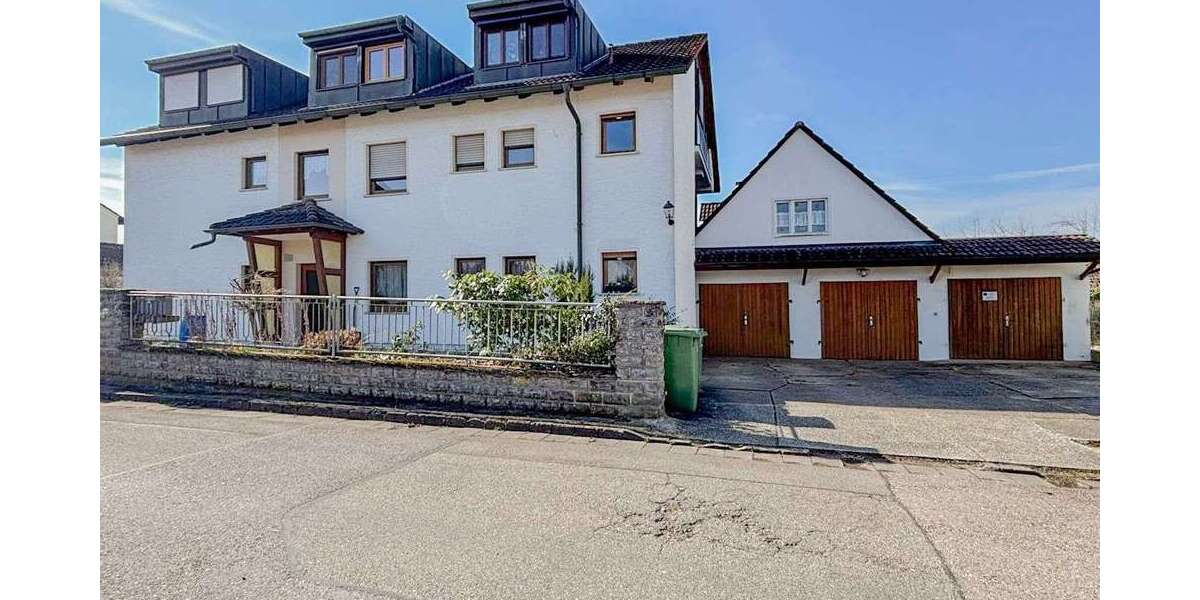 Etagenwohnung Georgensgmünd - 4 Zimmer, 94 m&sup2;, 199.000&euro; | Angebot:25980301