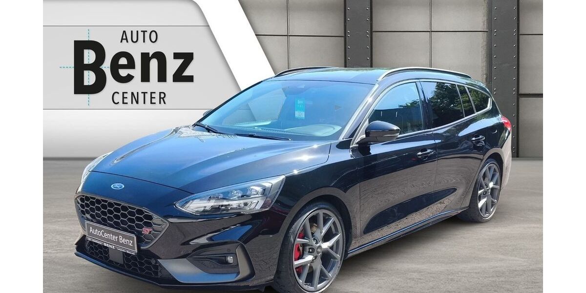 Ford Focus 63.100 km 24.390 &euro; Biberach 88400