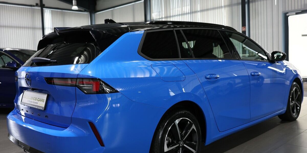 Opel Astra L ST T GS-SPORT BLUE & BLACK / PANORAMA 9.000 km 23.991 &euro; Hamm 59077