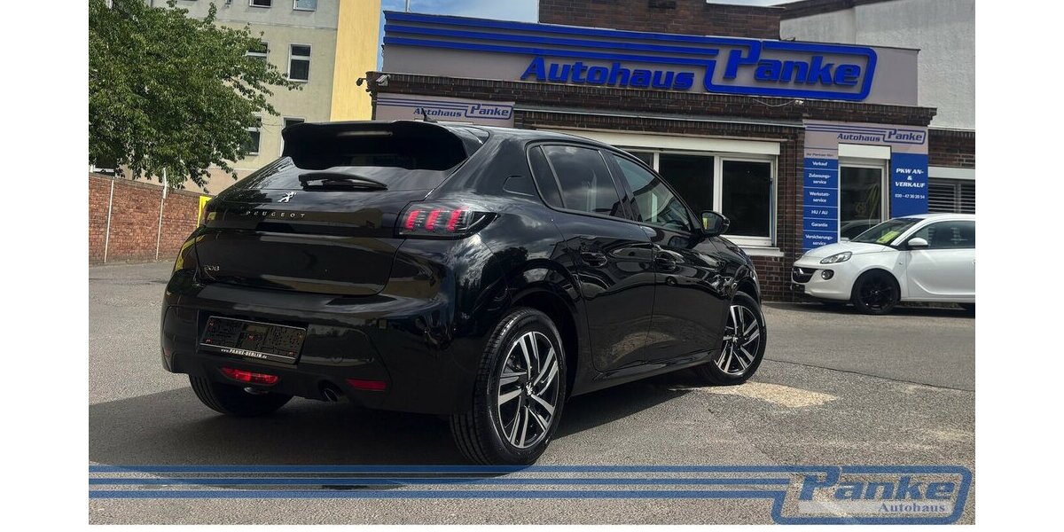 Peugeot 208 Allure Pack EAT8*NAV*LED*Carplay*RFK*SHZ* 7.003 km 16.990 &euro; Berlin 13187