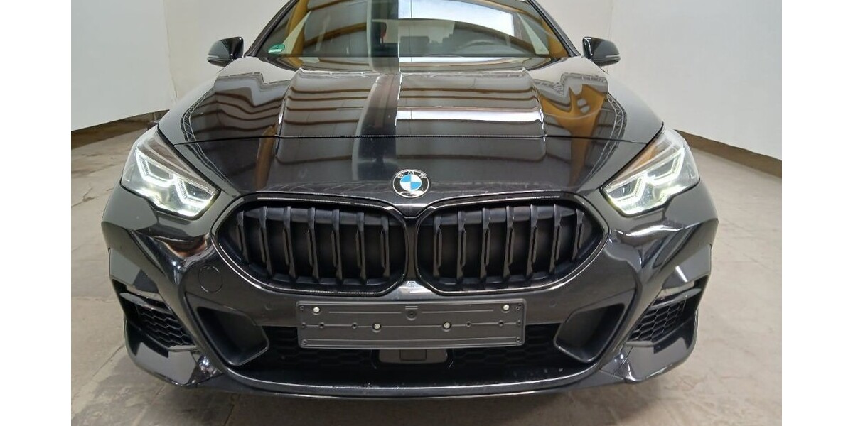 BMW 218 61.000 km 23.950 &euro; München 80313