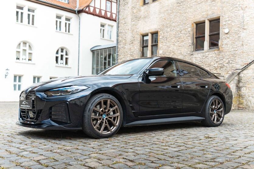 BMW i4 22.651 km 37.499 € Völpke 39393