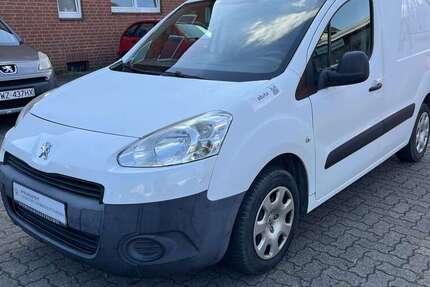 Peugeot Partner 207.044 km 3.999 &euro; Laatzen / Hannover 30880