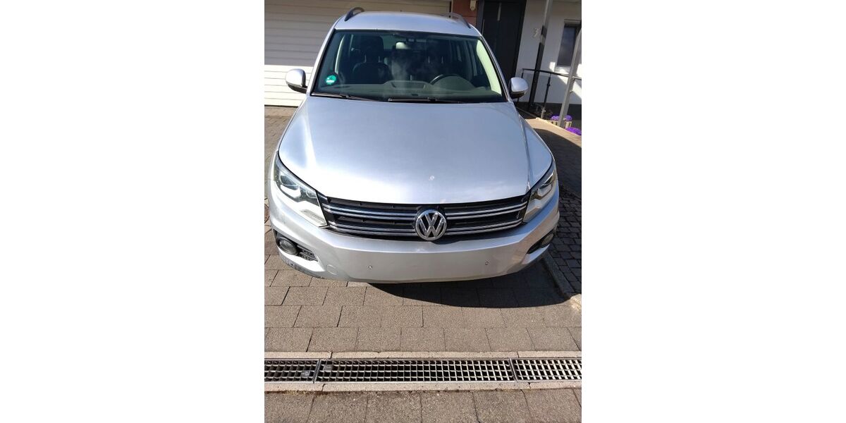 VW Tiguan 198.000 km 10.950 &euro; Hüffelsheim 55595