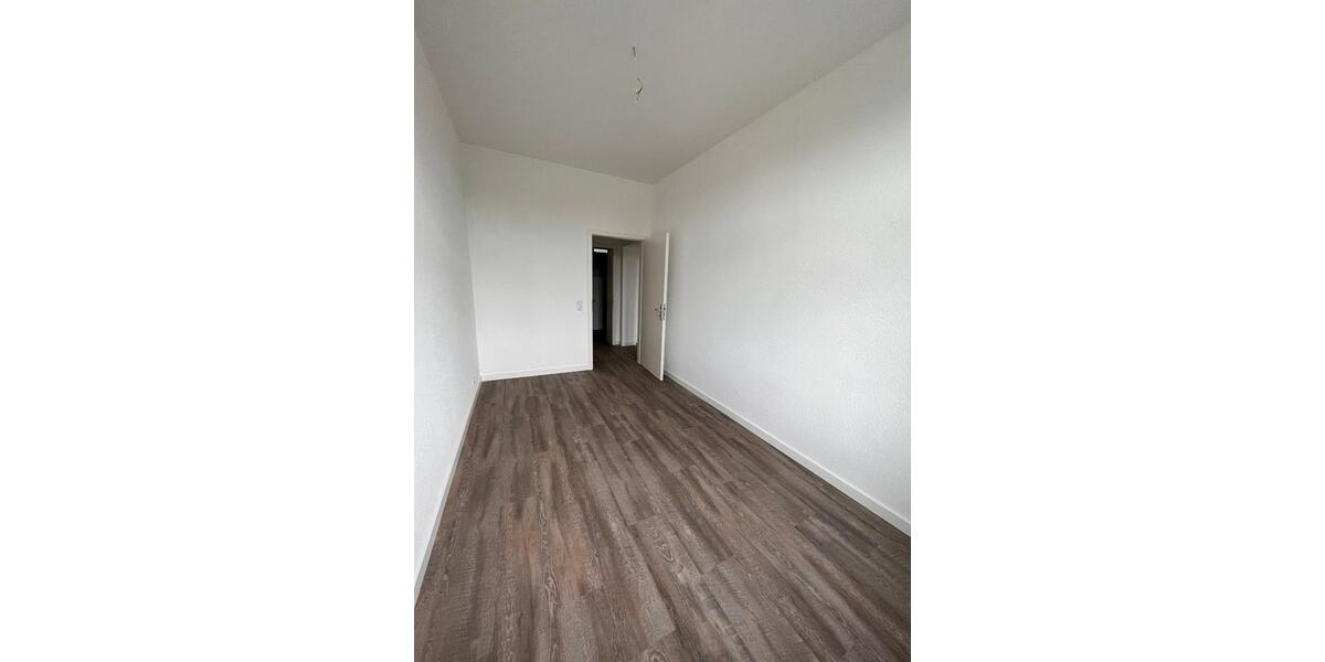 Etagenwohnung Tessin - 2 Zimmer, 73 m&sup2;, 660&euro; | Angebot:26125242