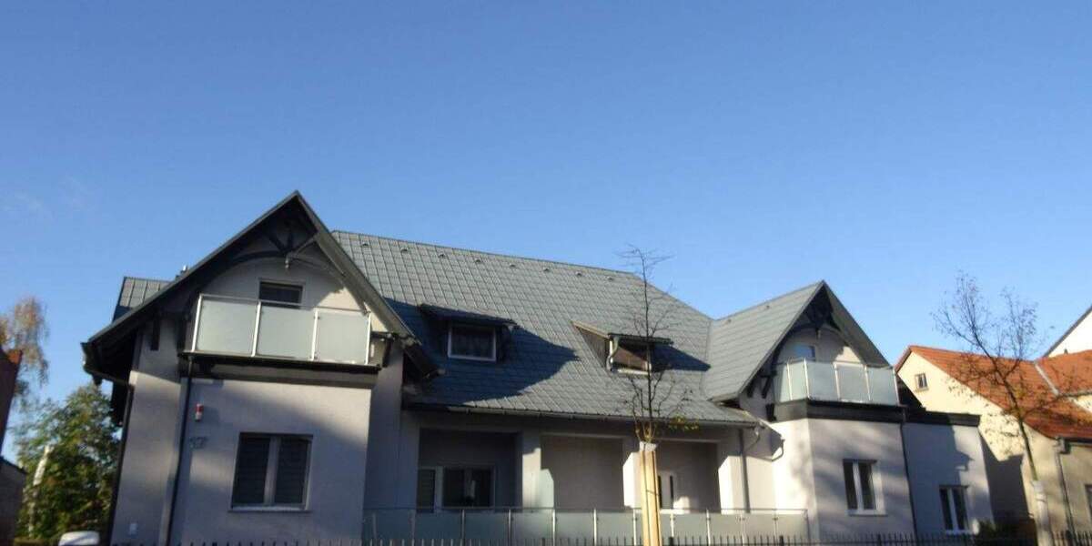 Zimmer Rathenow Rathenow West - 4 Zimmer, 145 m&sup2;, 1.160&euro; | Angebot:25665406