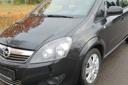 Opel Zafira 168.636 km 3.999 € Delitzsch 04509