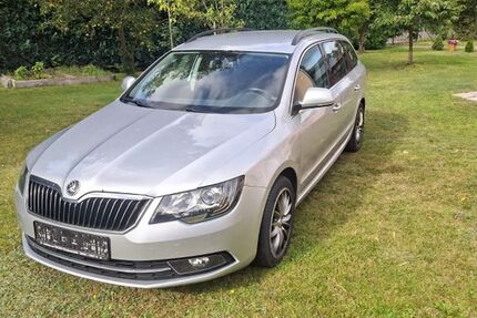 Skoda Superb 165.200 km 8.890 € Storkow 15859