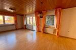 Ein- bis Zweifamilienhaus mit viel Potential