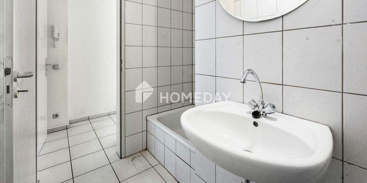 Etagenwohnung Mönchengladbach Giesenkirchen - 1 Zimmer, 38 m&sup2;, 79.000&euro; | Angebot:24825396