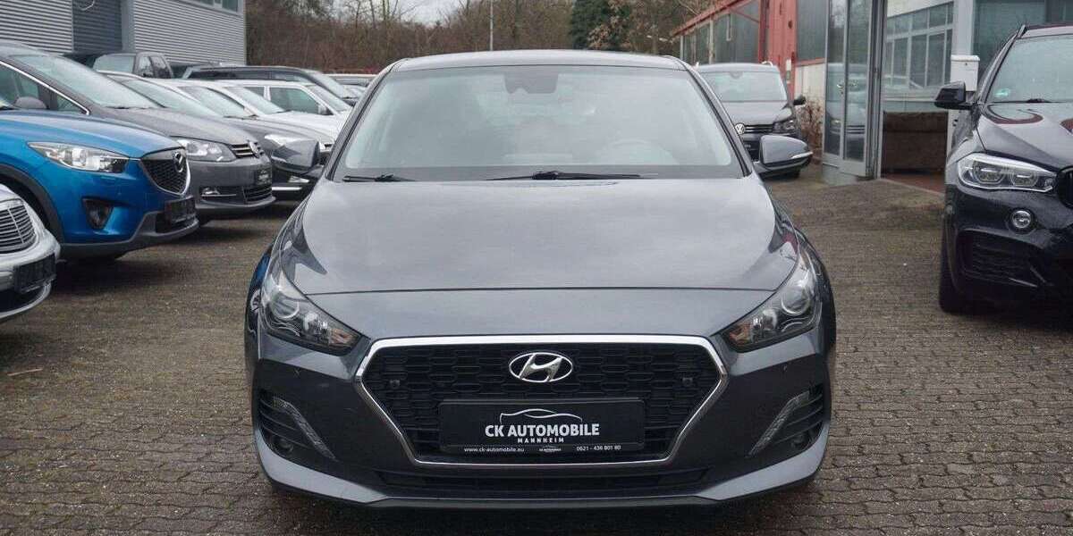 Hyundai i30 146.000 km 11.990 &euro; Mannheim 68309