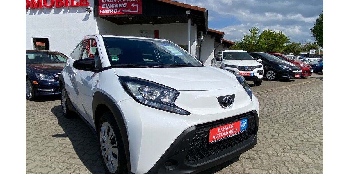 Toyota Aygo (X) 21.000 km 11.950 &euro; Goslar 38644
