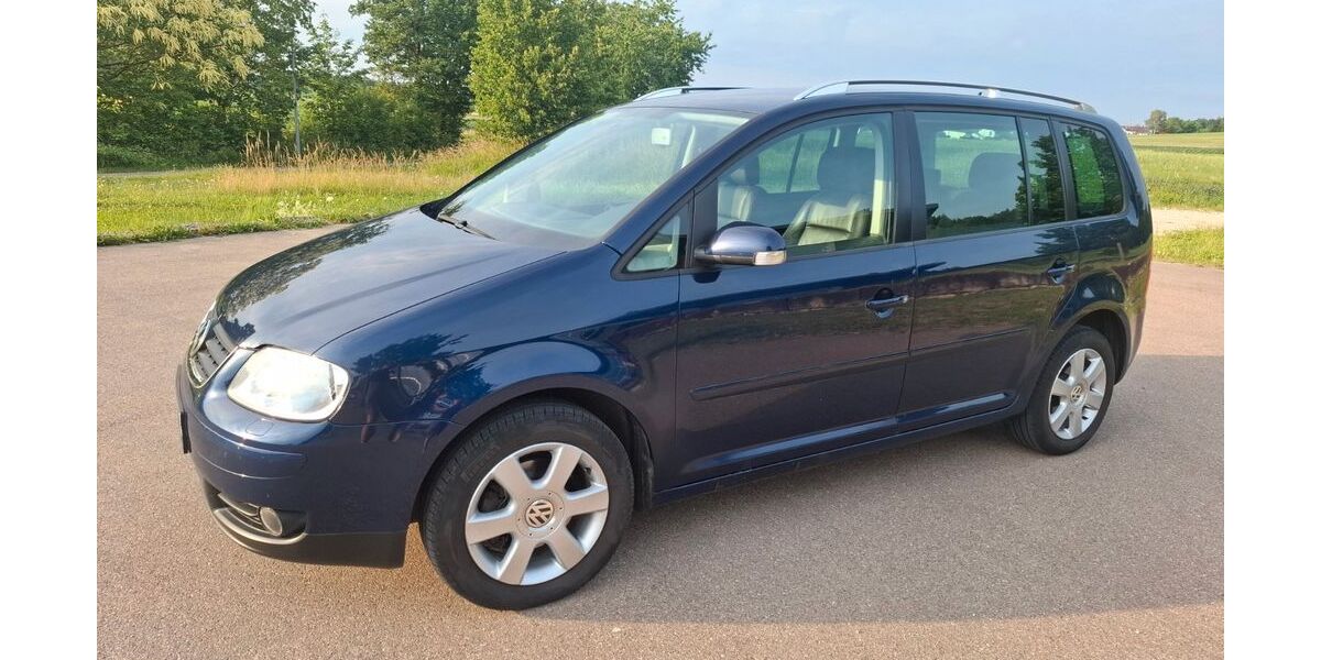 VW Touran 255.500 km 3.800 &euro; Buttenwiesen 86647