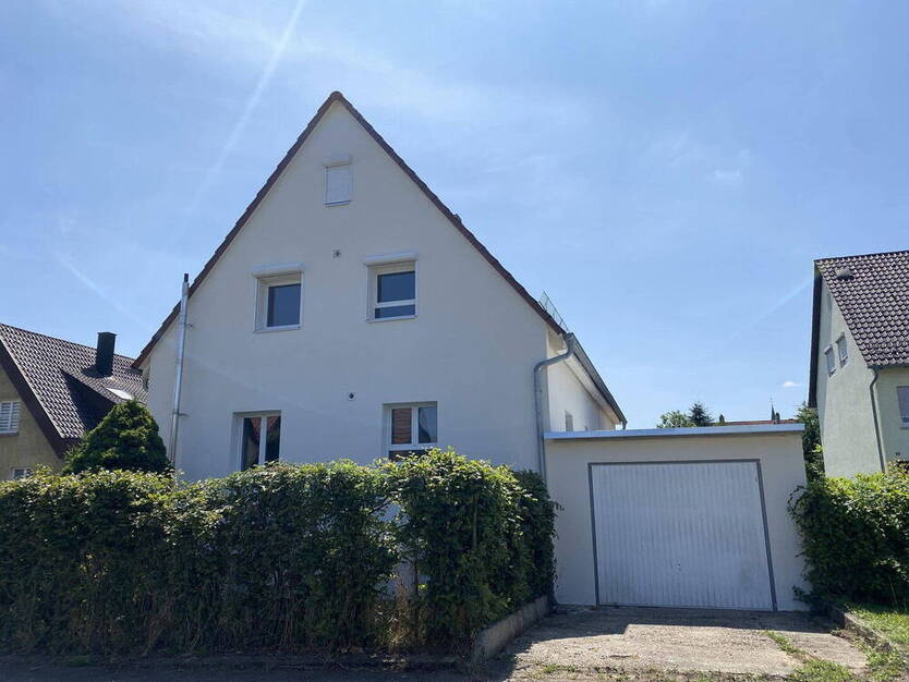 Charmantes, 2-Fam.-Haus inkl. Einliegerwhg *freistehend* VIEL PLATZ FÜR FAMILIEN -o. Provision-