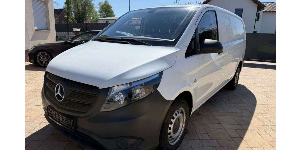 Mercedes-Benz Vito 136.855 km 8.990 &euro; Versmold 33775