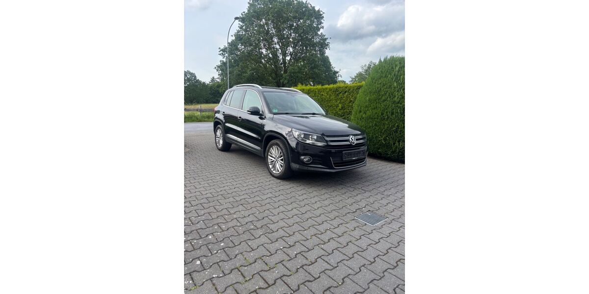 VW Tiguan 174.000 km 7.800 &euro; Halle Westfalen 33790