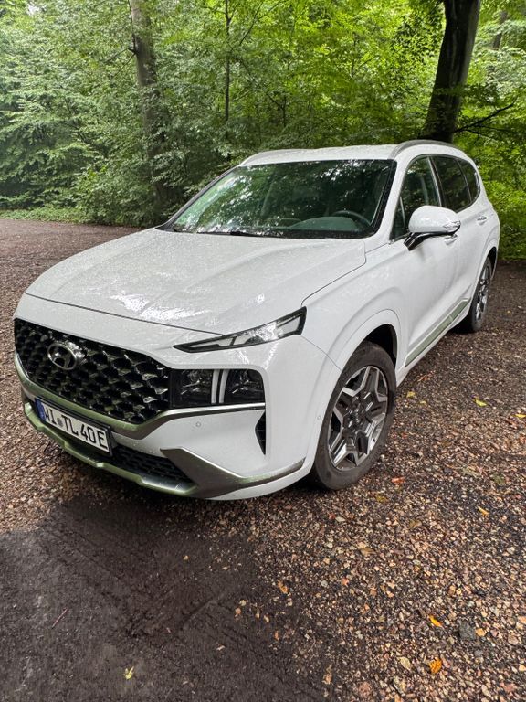 Hyundai SANTA FE 72.500 km 32.900 € Wiesbaden 65207