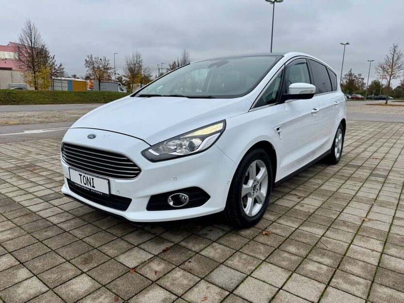 Ford S-Max 228.400 km 11.200 € München 81243