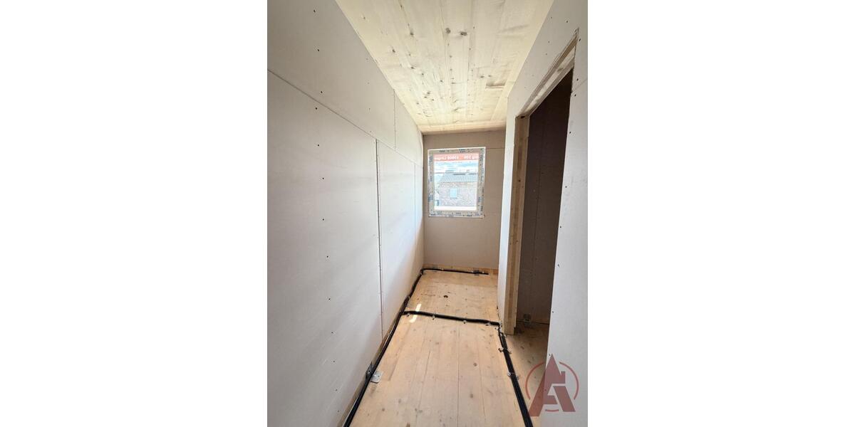 Etagenwohnung Lingen (Ems) - 3.5 Zimmer, 105 m&sup2;, 1.340&euro; | Angebot:26623551