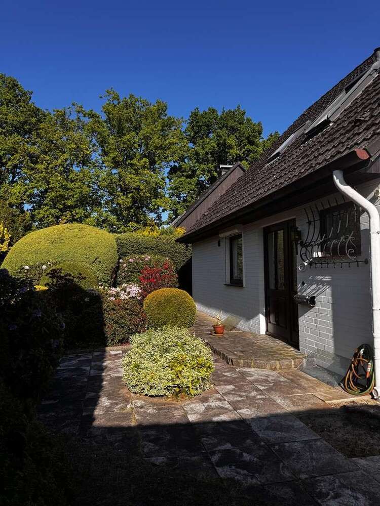 Haus zum Mieten in Norderstedt 2.450 € 135 m²