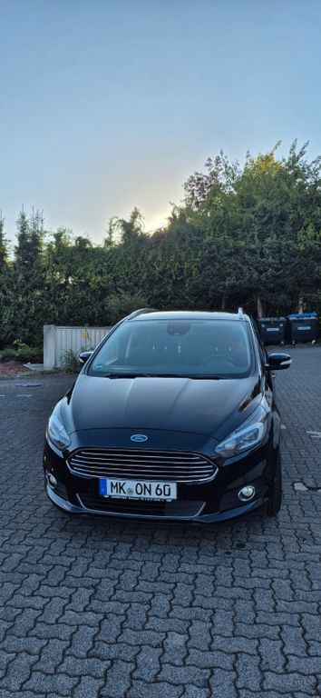 S-Max