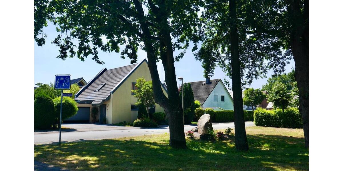 Mehrfamilienhaus, Wohnhaus Gütersloh Isselhorst - 6 Zimmer, 195 m&sup2;, 520.000&euro; | Angebot:27156468