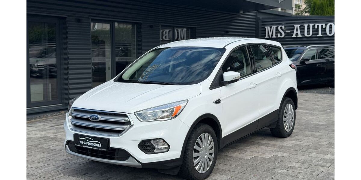 Ford Kuga 209.345 km 7.950 &euro; Holzminden 37603