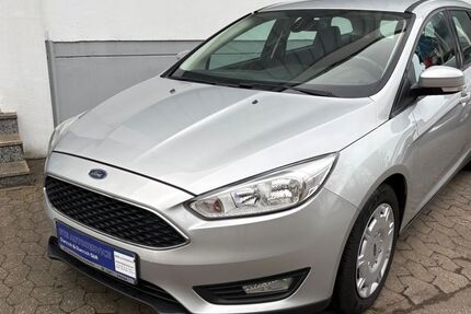 Ford Focus 49.850 km 9.800 &euro; Koblenz 56068