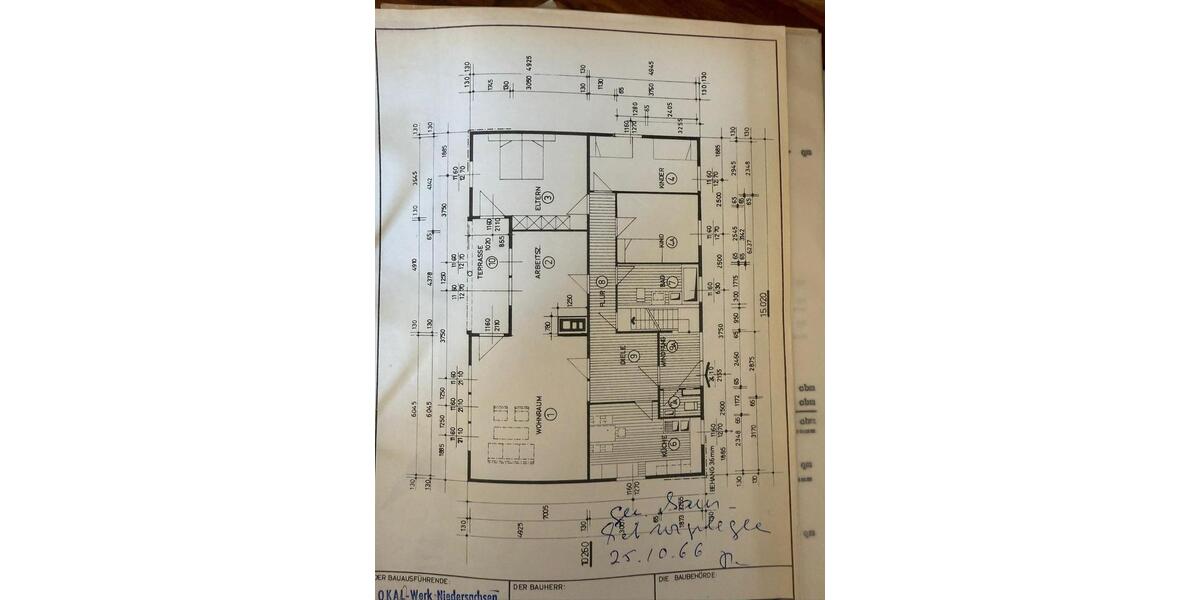 Einfamilienhaus Bad Salzdetfurth - 8 Zimmer, 220 m&sup2;, 290.000&euro; | Angebot:27084195