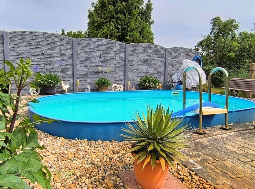 Lutherstadt Wittenberg – Erfüllen Sie sich Ihren Wohntraum: Großzügiger Bungalow mit Pool
