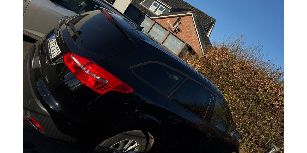 Ford Focus 116.019 km 9.990 &euro; Süderlügum 25923