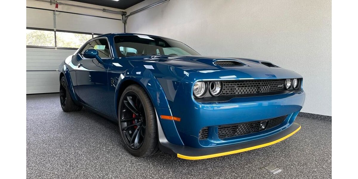 Dodge Challenger 3.274 km 78.600 &euro; Mannheim 68309