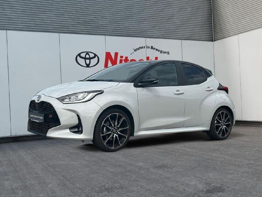 Yaris