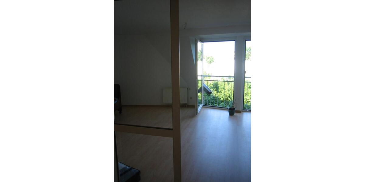 Dachgeschoßwohnung Leipzig Süd - 1.5 Zimmer, 43 m&sup2;, 125.000&euro; | Angebot:26828053