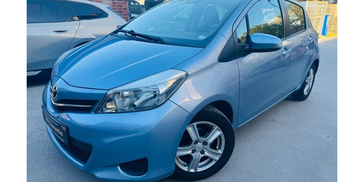 Toyota Yaris 54.000 km 7.800 &euro; Hamburg 20537