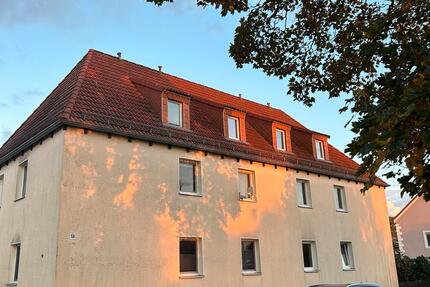 Niedliche Dachgeschosswohnung zu vermieten! 3 zimmer