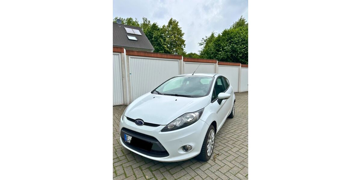 Ford Fiesta 182.870 km 2.900 &euro; Essen 45355