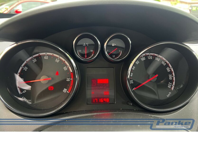 Opel Meriva Selection 1.4*Klima*Allwetter*Isofix* 171.698 km 4.990 € Berlin 13187