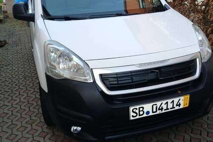 Peugeot Partner 122.000 km 7.200 &euro; Beeden (Homburg) 66424