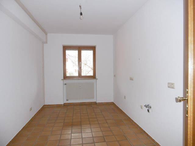 Gewerbeobjekt Kochel a. See Ried - 5 Zimmer, 285 m&sup2;, 2.000&euro; | Angebot:25745171