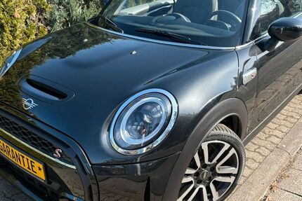 Mini Cooper S Cabrio 10.000 km 31.990 &euro; Buseck / Oppenrod 35418