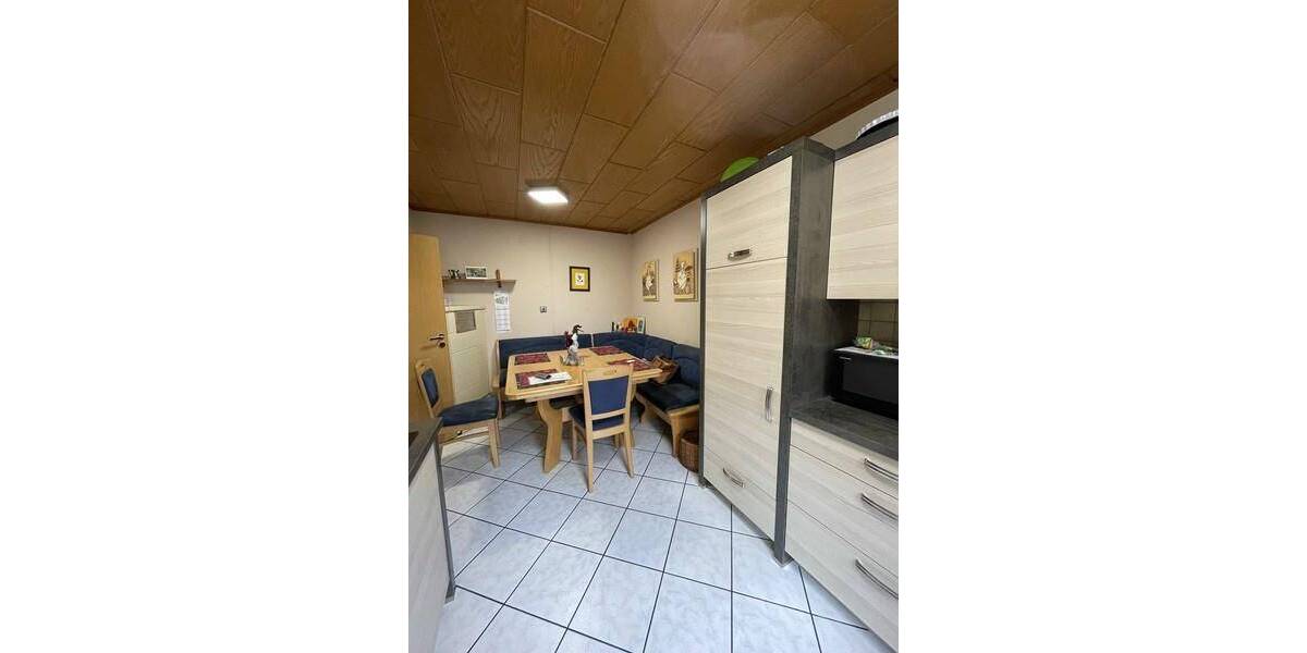 Ihr neues Zuhause? Reihenmittelhaus in Naturnähe auf einem Erbpacht-Grundstück in Fürth-Oberfürberg 5 zimmer