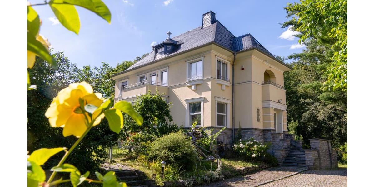 Historisches Schmuckstück in Gera-Debschwitz – Werden Sie der neue Eigentümer! - Zweifamilienhaus Gera Debschwitz | Angebot:26386206