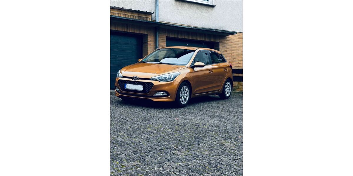Hyundai i20 86.264 km 6.999 &euro; Fuldatal 34233