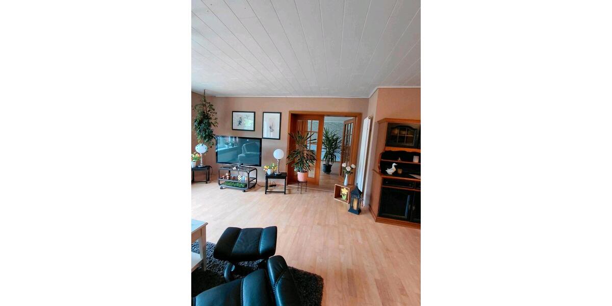 Einfamilienhaus Westerstede - 7 Zimmer, 173 m&sup2;, 299.000&euro; | Angebot:27045897