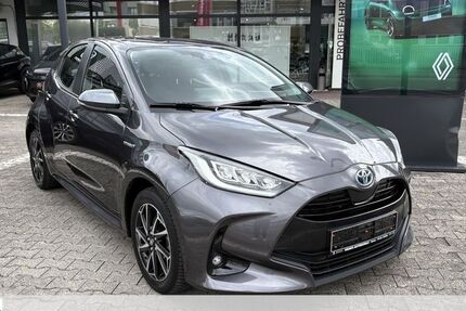 Toyota Yaris 35.000 km 17.970 &euro; Hanau 63452
